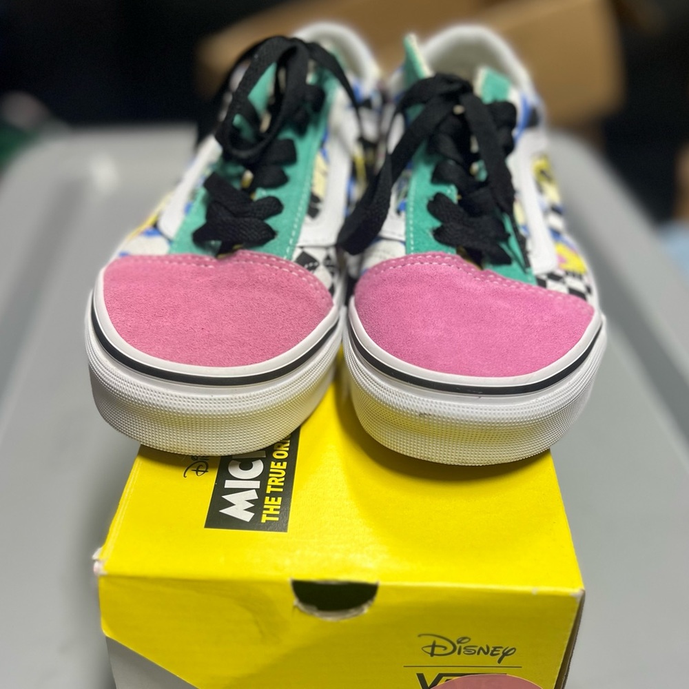 Disney Mickey 80s vans